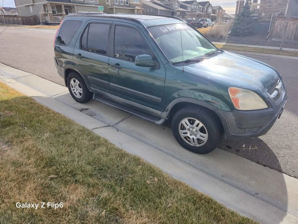 2003 Honda CR-V 2nd Gen - Image 2 of 5