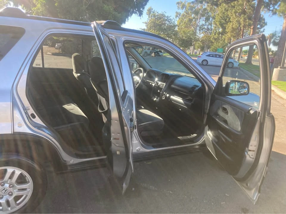 2003 Honda CR-V 2nd Gen - Image 10 of 11