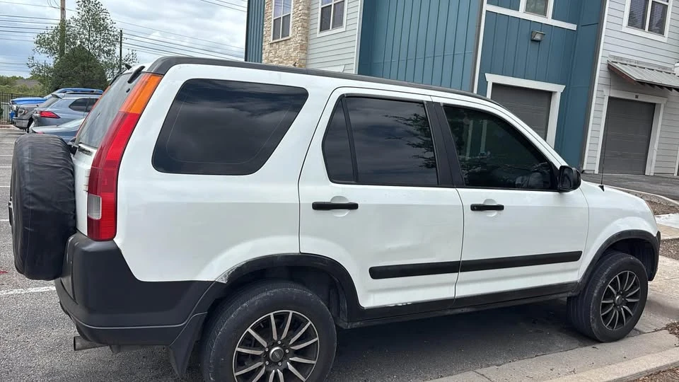 2003 Honda CR-V 2nd Gen - Image 3 of 4
