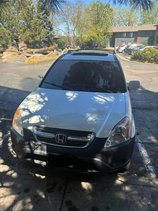 2003 Honda CR-V 2nd Gen - Image 2 of 4