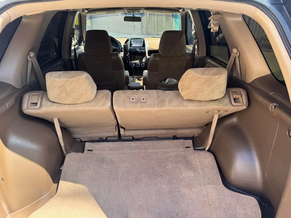 2003 Honda CR-V 2nd Gen - Image 6 of 9