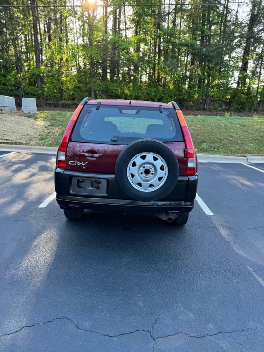 2003 Honda CR-V 2nd Gen - Image 2 of 17