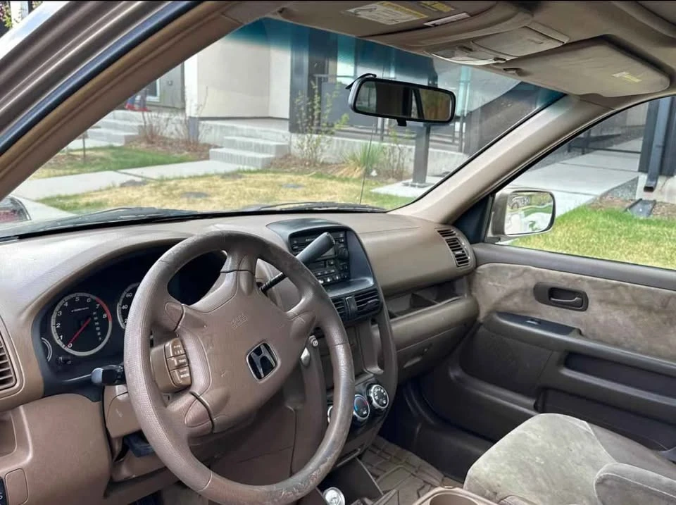 2003 Honda CR-V 2nd Gen - Image 4 of 5