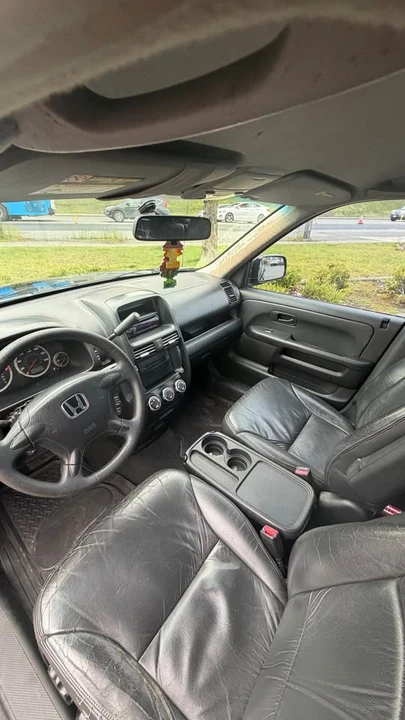 2003 Honda CR-V 2nd Gen - Image 8 of 11