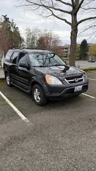 2003 Honda CR-V 2nd Gen - Image 2 of 11