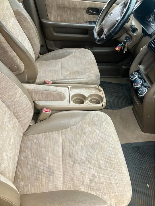 2003 Honda CR-V 2nd Gen - Image 2 of 6