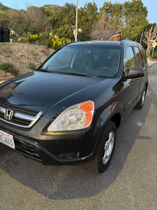 2003 Honda CR-V 2nd Gen - Image 3 of 20