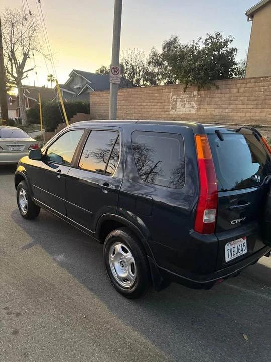 2003 Honda CR-V 2nd Gen - Image 2 of 20