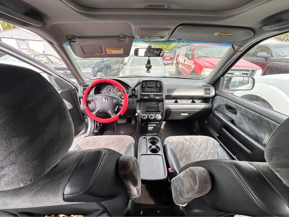 2003 Honda CR-V 2nd Gen - Image 10 of 13