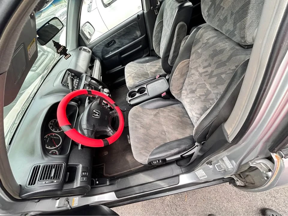 2003 Honda CR-V 2nd Gen - Image 8 of 13
