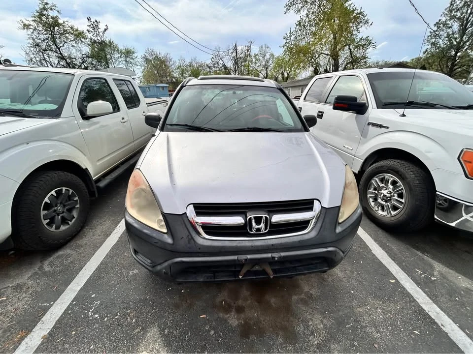2003 Honda CR-V 2nd Gen - Image 3 of 13