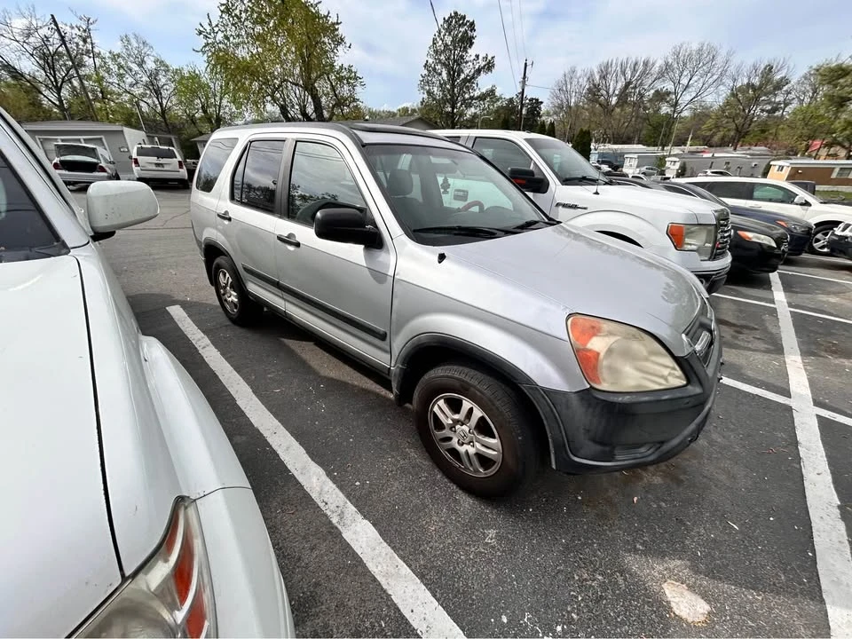 2003 Honda CR-V 2nd Gen - Image 4 of 13
