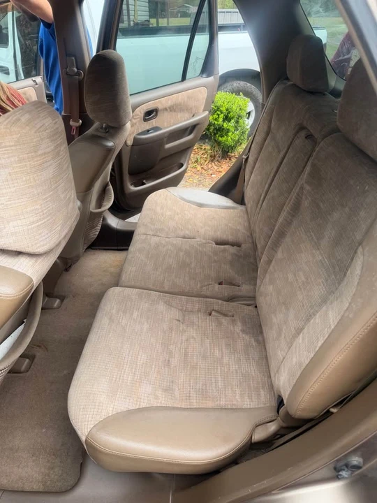 2003 Honda CR-V 2nd Gen - Image 4 of 4