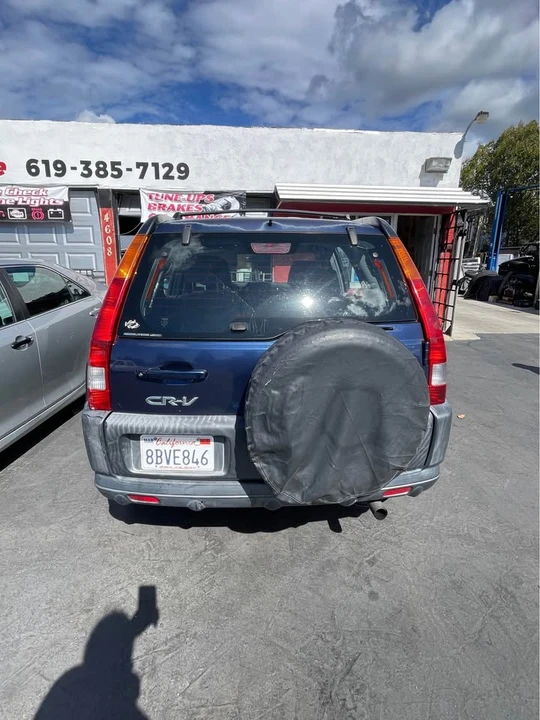 2003 Honda CR-V 2nd Gen - Image 4 of 4