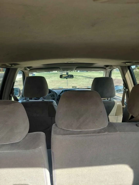 2003 Honda CR-V 2nd Gen - Image 9 of 11