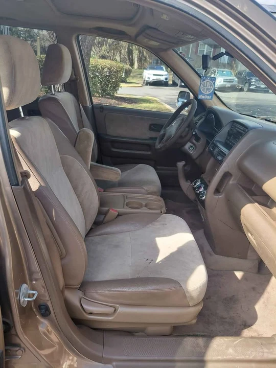 2003 Honda CR-V 2nd Gen - Image 10 of 11
