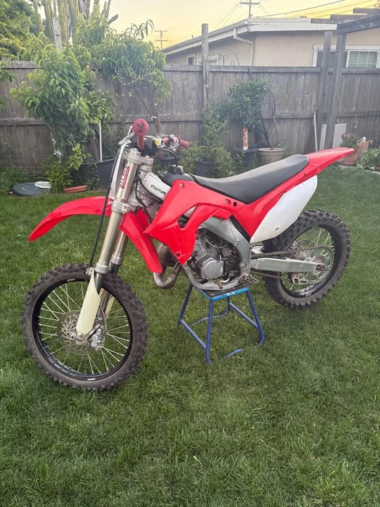 2003 Honda CR - Image 8 of 8