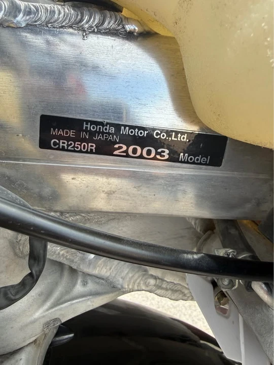 2003 Honda CR - Image 6 of 6