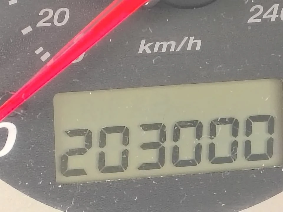 2003 Honda CR-V 2nd Gen - Image 9 of 12