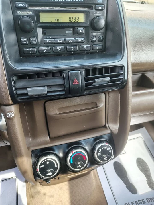2003 Honda CR-V 2nd Gen - Image 7 of 12