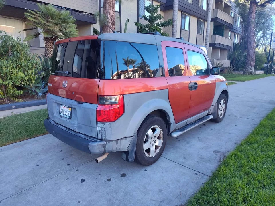 2003 Honda Element - Image 2 of 14
