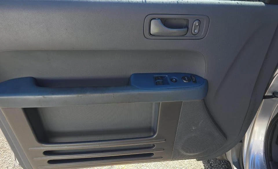 2003 Honda Element - Image 6 of 9