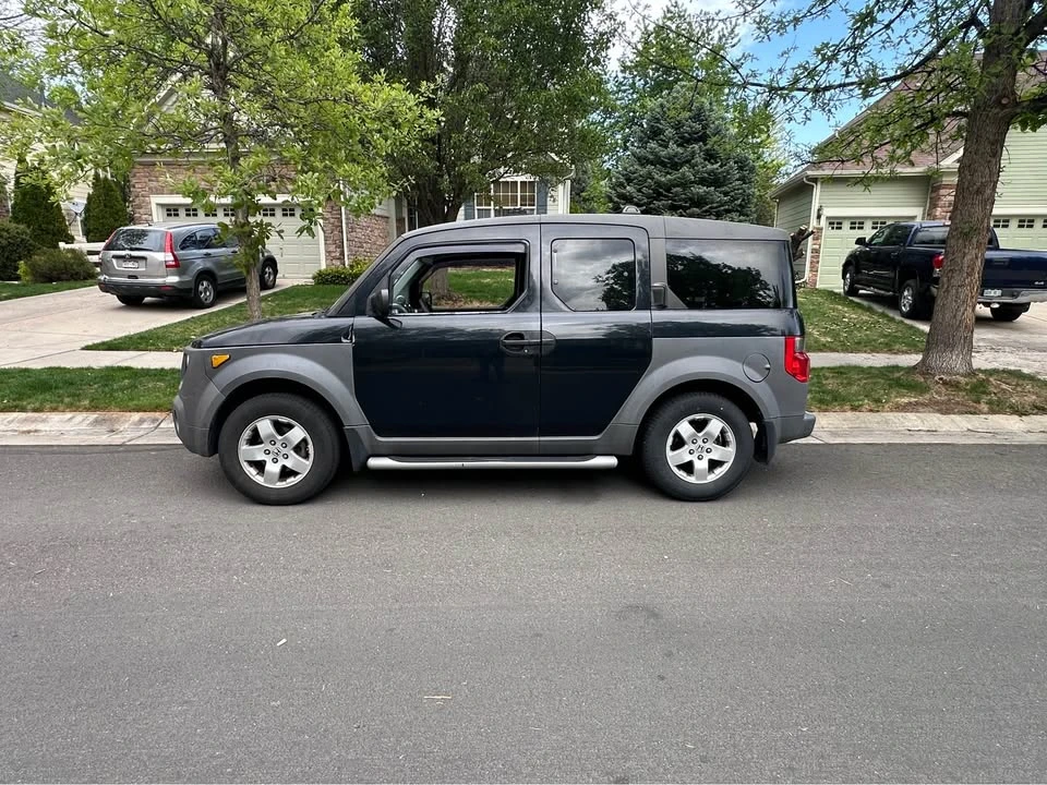 2003 Honda Element - Image 2 of 10