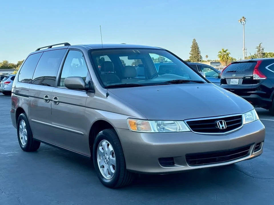 2003 Honda Odyssey - Image 3 of 15