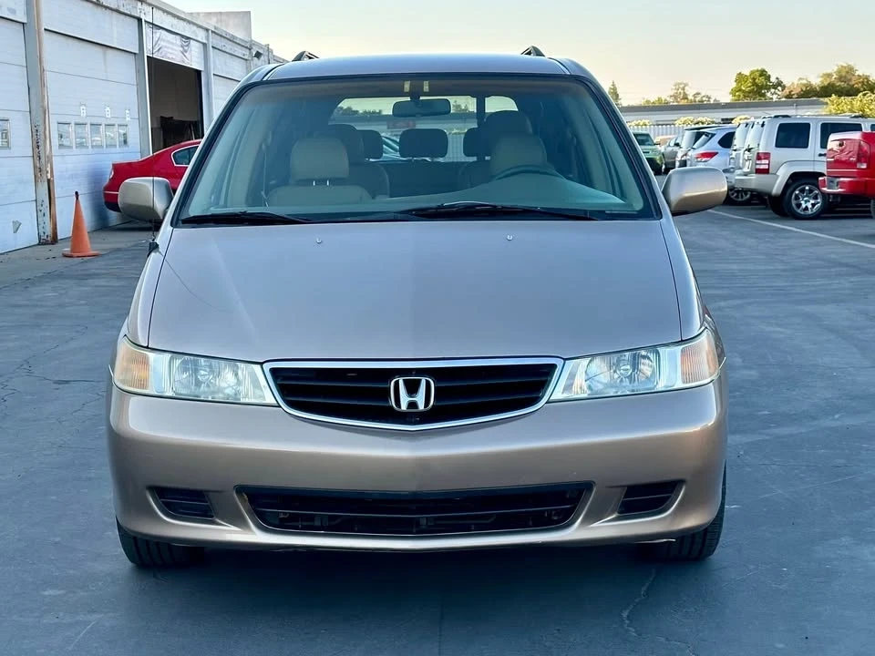 2003 Honda Odyssey - Image 2 of 15