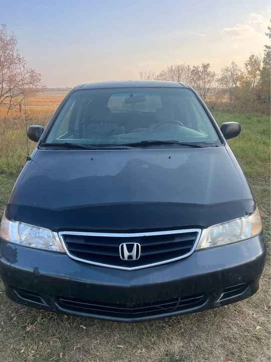 2003 Honda Odyssey - Image 2 of 9