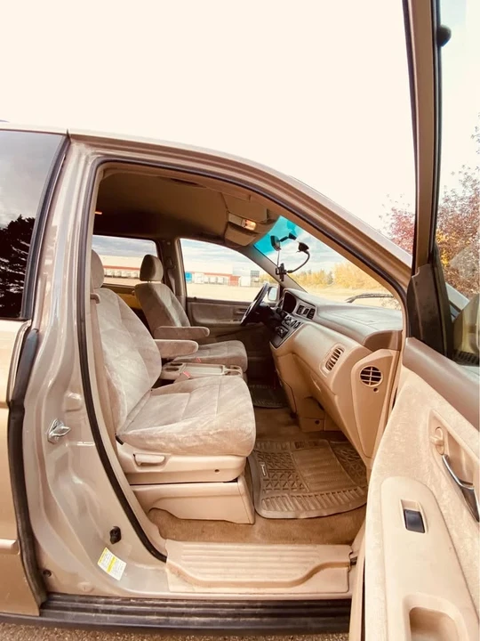 2003 Honda Odyssey - Image 7 of 14