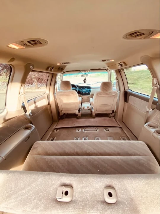 2003 Honda Odyssey - Image 13 of 14