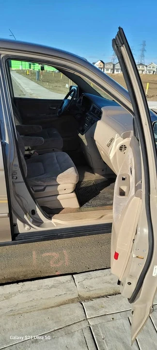 2003 Honda Odyssey - Image 8 of 13