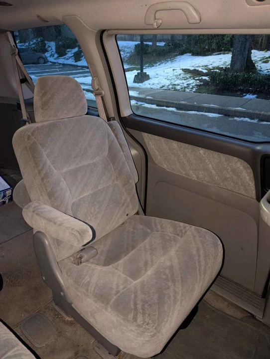 2003 Honda Odyssey - Image 6 of 8