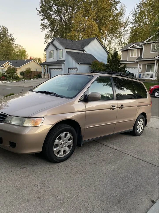 2003 Honda Odyssey - Image 2 of 12