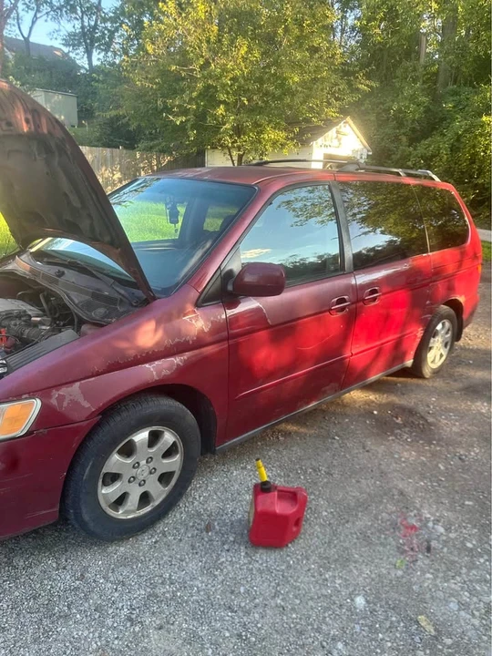 2003 Honda Odyssey - Image 2 of 8