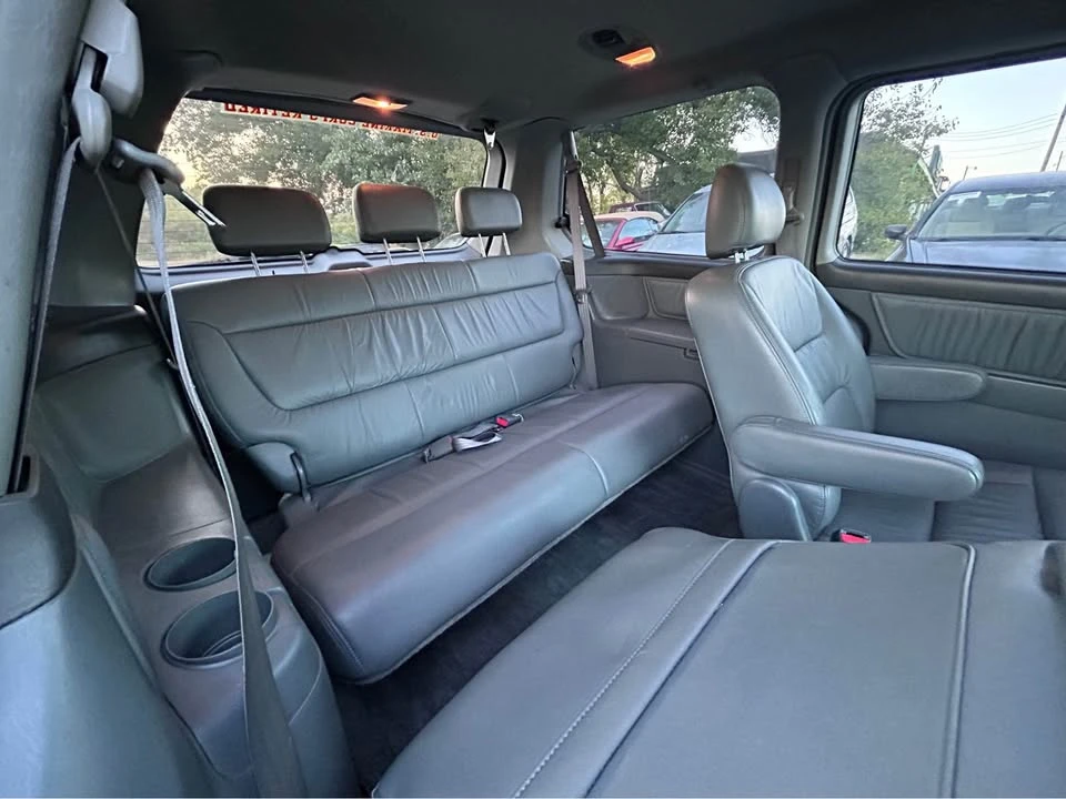 2003 Honda Odyssey - Image 11 of 20