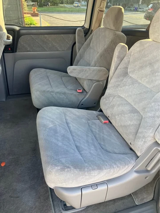2003 Honda Odyssey - Image 6 of 7