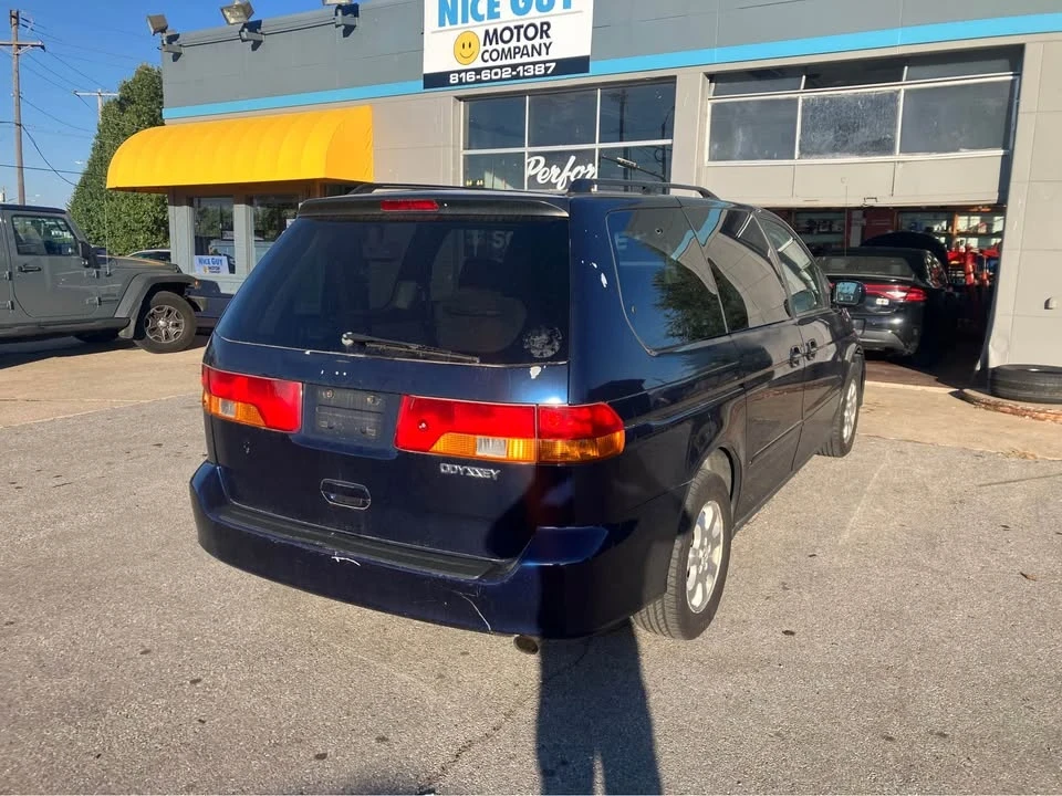 2003 Honda Odyssey - Image 3 of 7