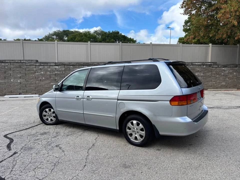 2003 Honda Odyssey - Image 14 of 17
