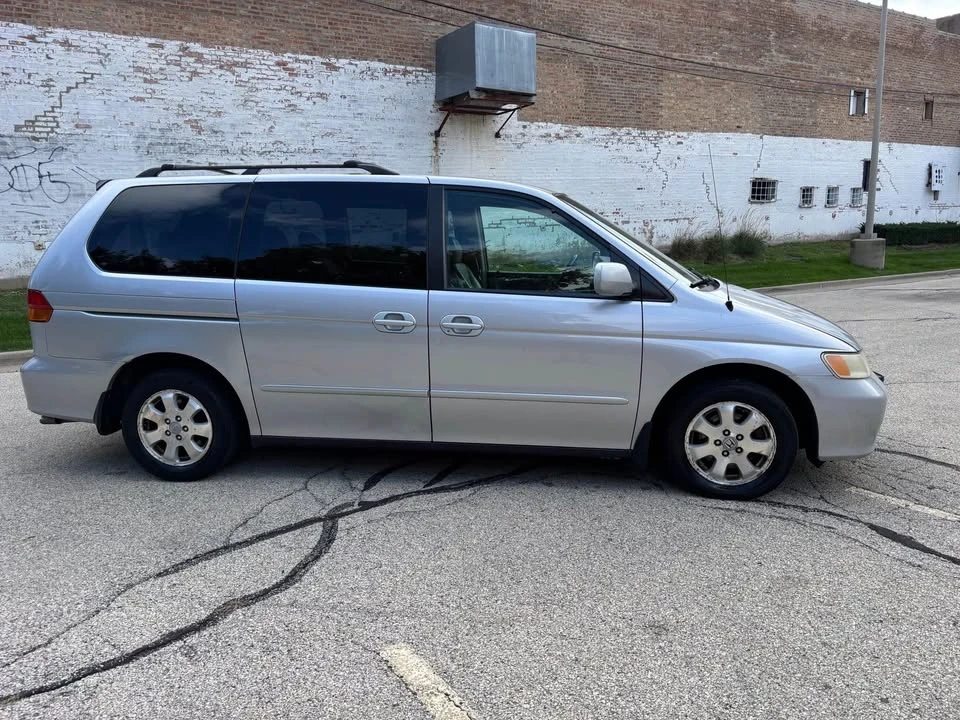 2003 Honda Odyssey - Image 3 of 17