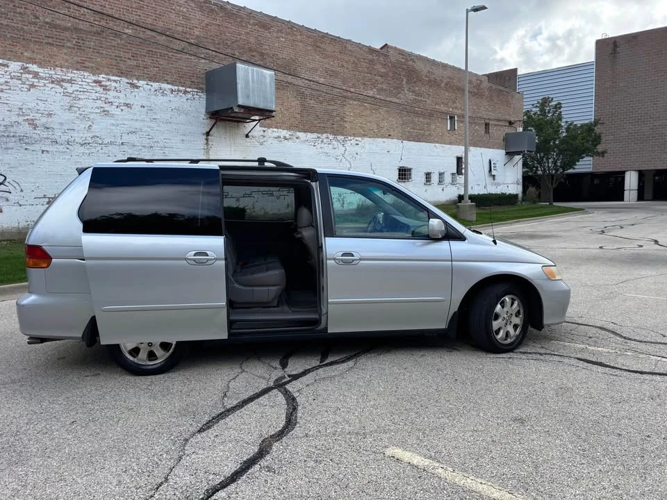 2003 Honda Odyssey - Image 7 of 17