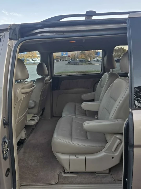 2003 Honda Odyssey - Image 15 of 20