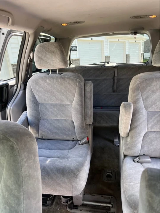 2003 Honda Odyssey - Image 11 of 11