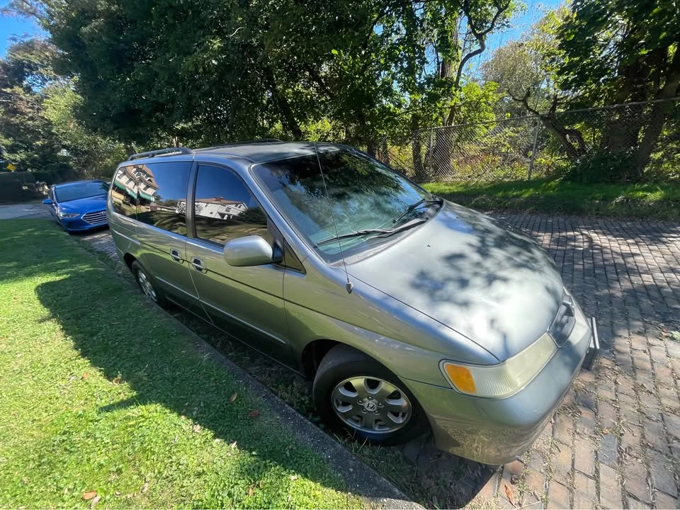 2003 Honda Odyssey - Image 2 of 7