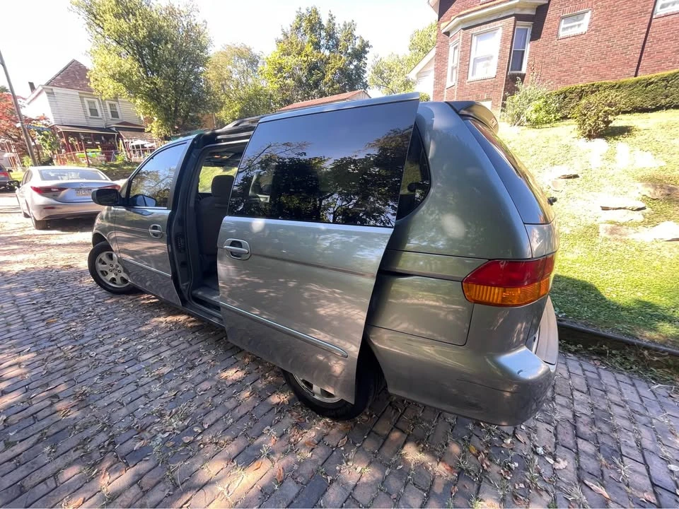 2003 Honda Odyssey - Image 6 of 7