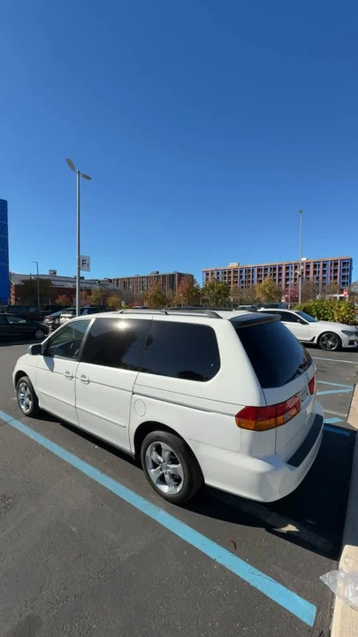 2003 Honda Odyssey - Image 3 of 9