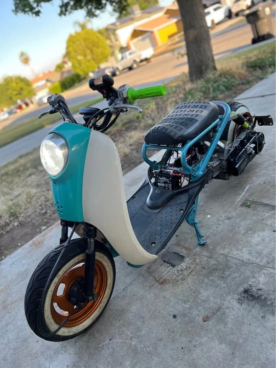 2003 Honda Mopeds - Image 4 of 6