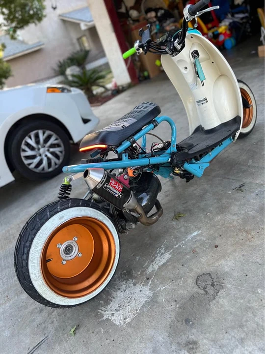 2003 Honda Mopeds - Image 6 of 6