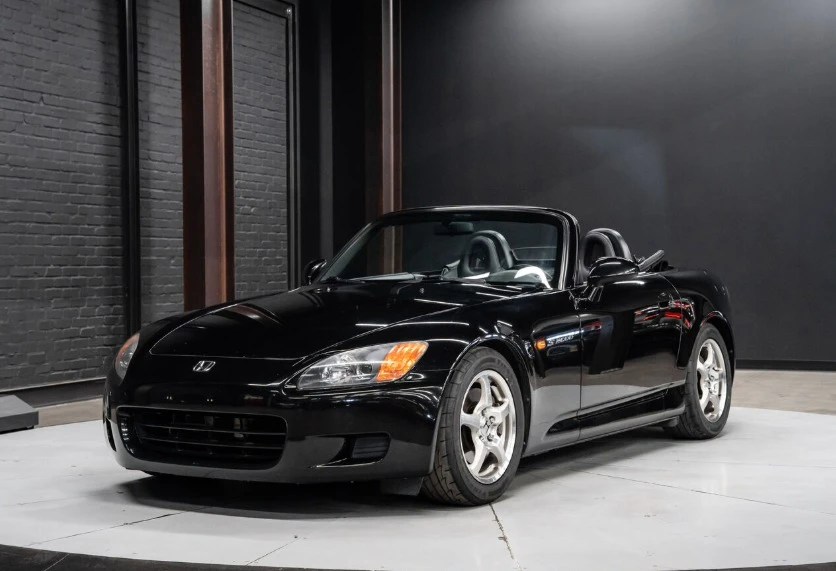 2003 Honda AP1 S2000 - Image 2 of 9
